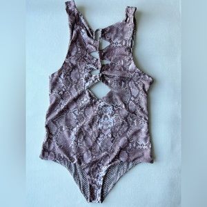 Acacia Small One Piece Rare Vintage Print Model
